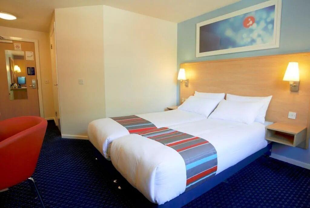 Travelodge Battersea London Ngoại thất bức ảnh