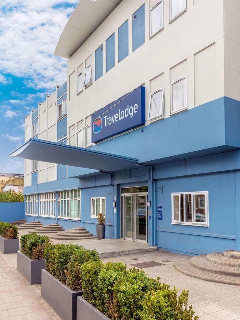 Travelodge Battersea London Ngoại thất bức ảnh