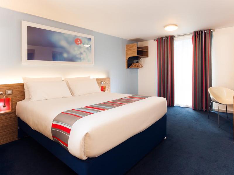 Travelodge Battersea London Ngoại thất bức ảnh